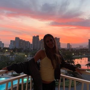 Meet your Posher, Sabrina